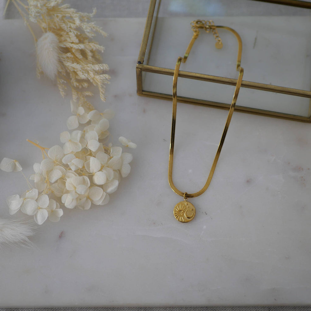 Collana Divya in acciaio inox con ciondolo