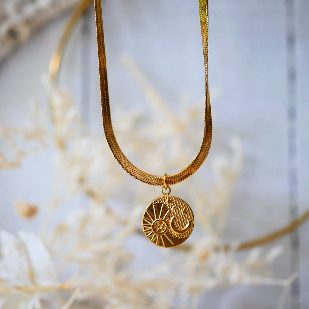 Collana Divya in acciaio inox con ciondolo