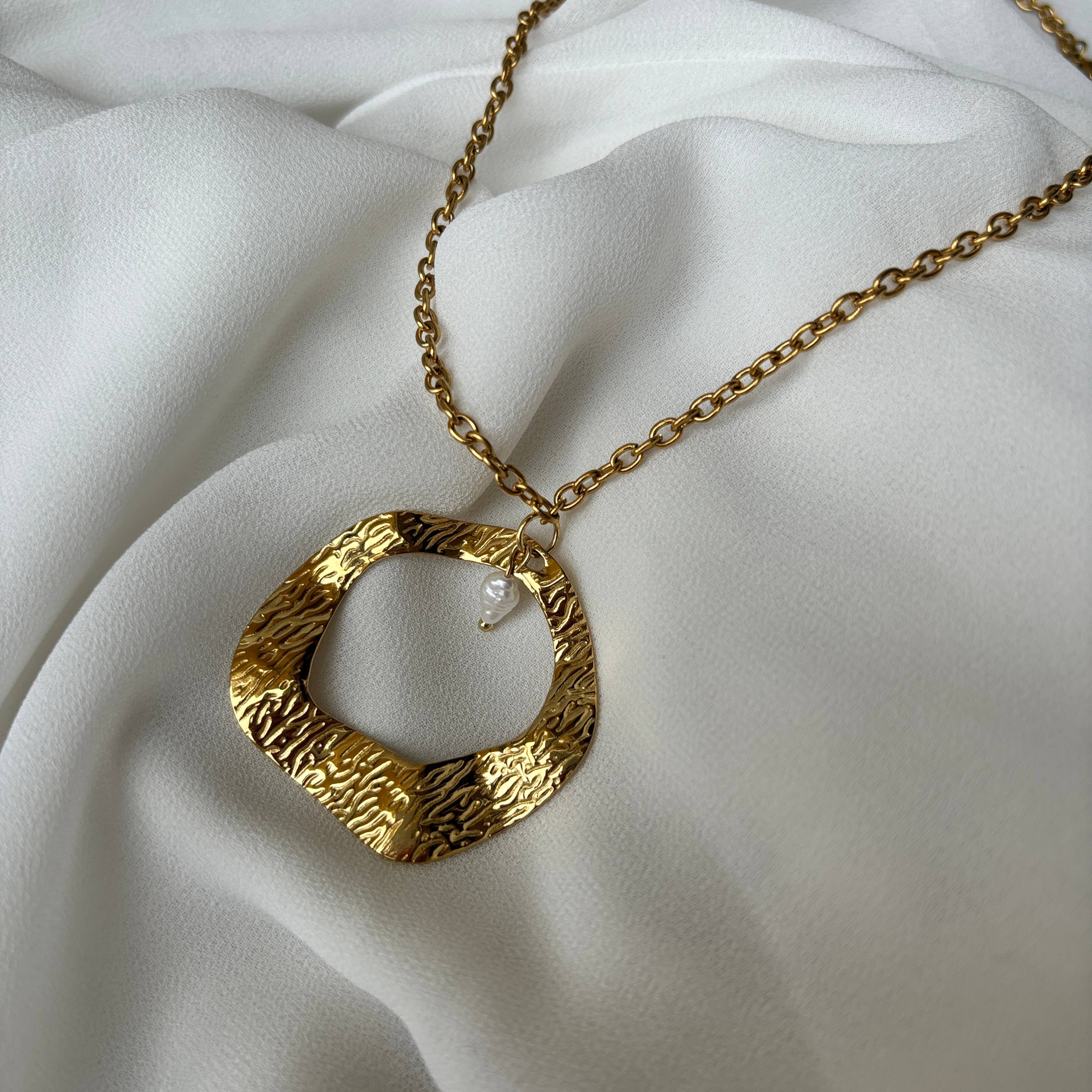 Golden Summer - collana con pendente in oro e perla