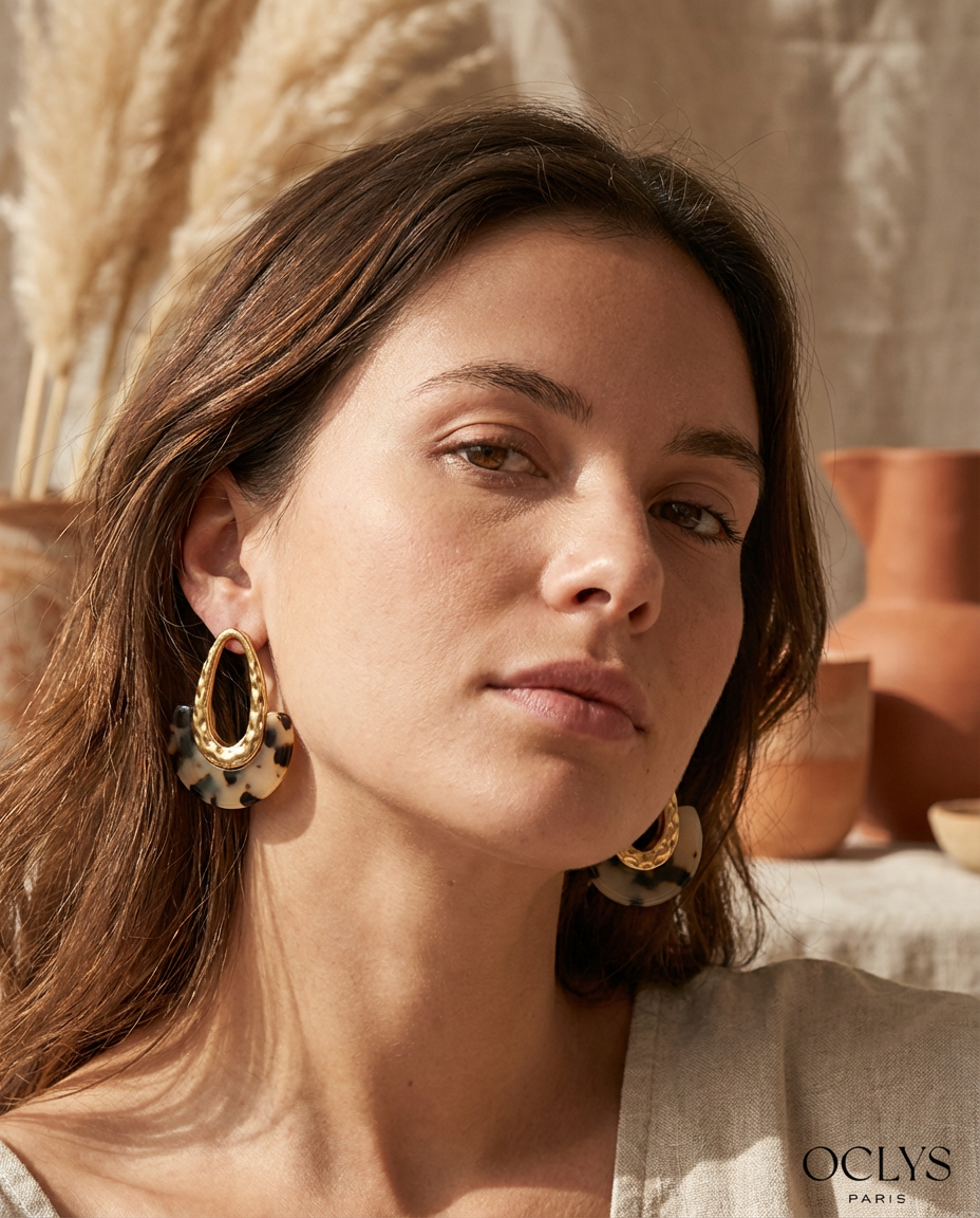 Orecchini in resina acciaio inox dorato Luna