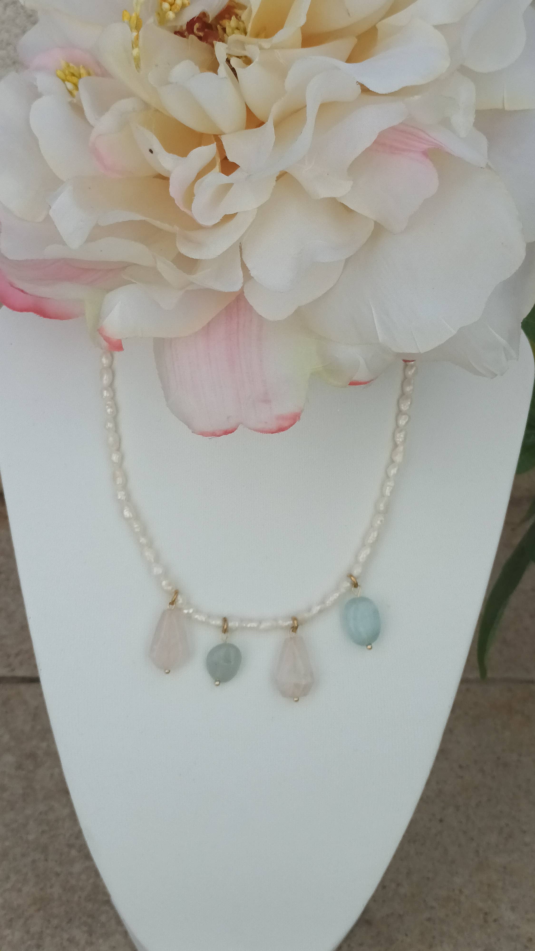 Primavera - collana con acquamarina, quarzo e perle