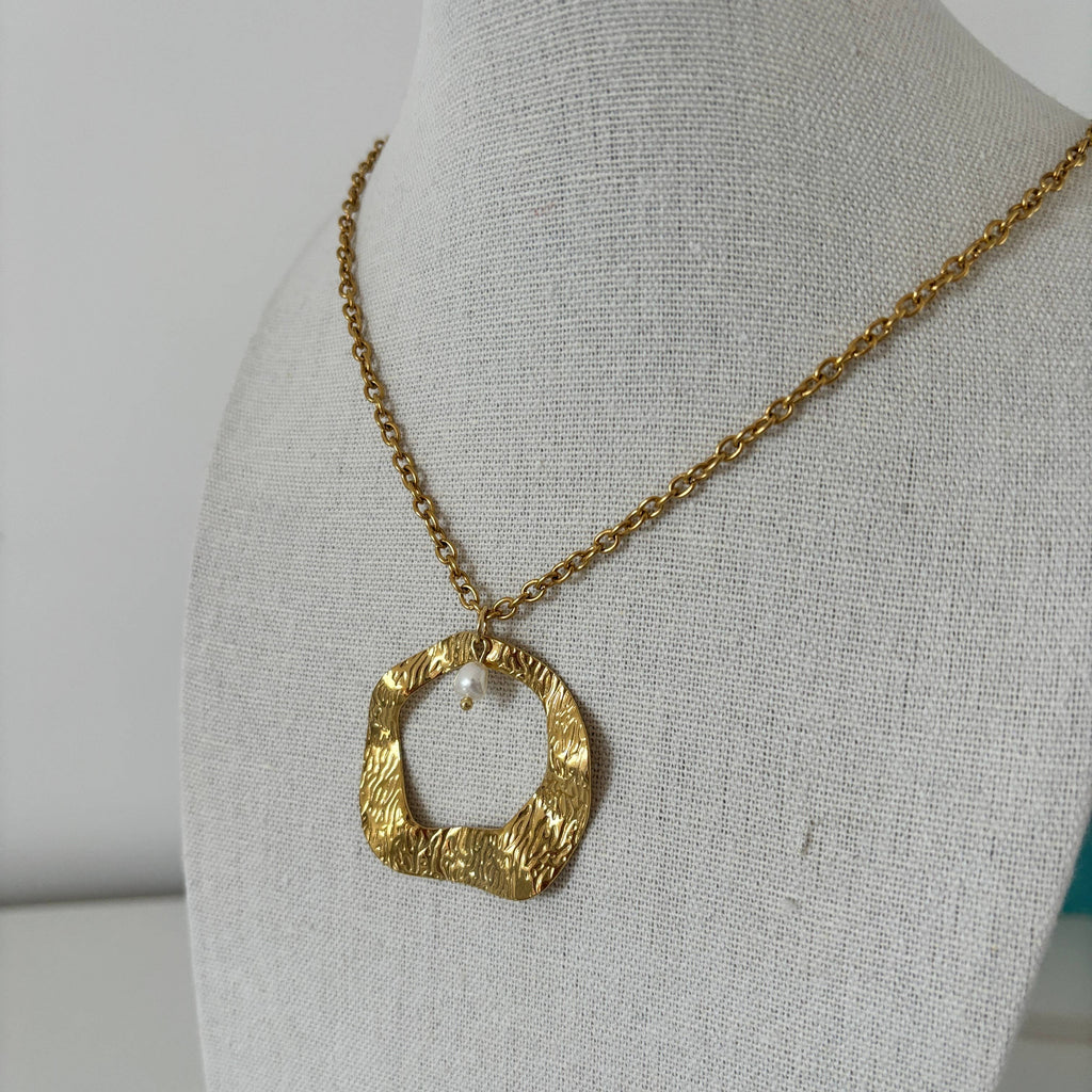 Golden Summer - collana con pendente in oro e perla