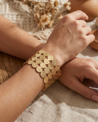 Bracciale rigido in acciaio inossidabile effetto martellato