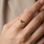 Anello Regolabile Minimal con Punti Colorati